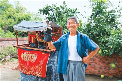 邵陽布袋戲：藍帷藏萬象 十指舞春秋_fororder_3