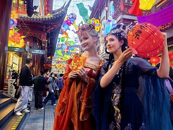 全球媒體聚焦 | 美媒：“在中國過春節已成為全球時尚”