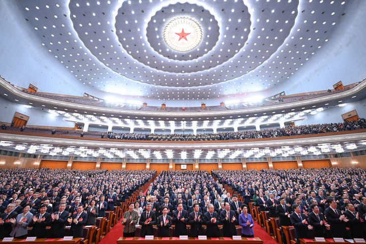 逐夢春天裏 同心向未來——十四屆全國人大三次會議閉幕側記