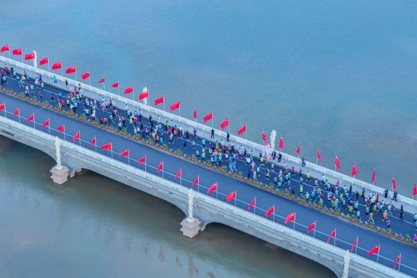 2025敦煌半程馬拉松圓滿落幕