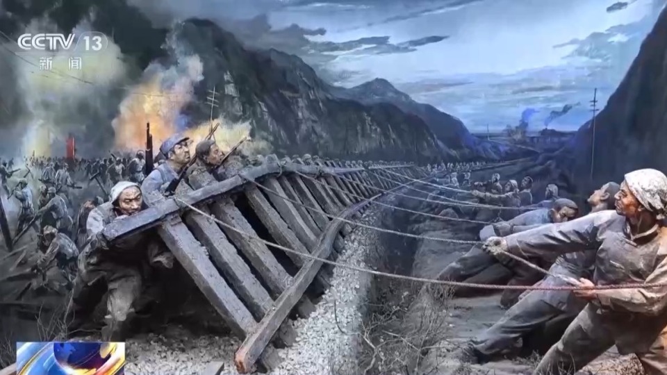 觸摸歷史 緬懷先烈 多地抗戰主題展覽迎來參觀熱潮
