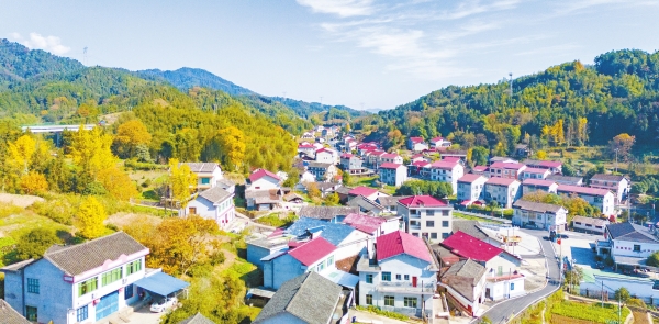 譜寫茶鄉巨變新篇章 ——湖南省委宣傳部（省文資委）系統鄉村振興對口幫扶安化縣紀實_fororder_res03_attpic_brief