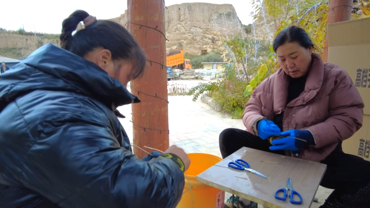 甘肅定西：黃土高原蟹滿塘