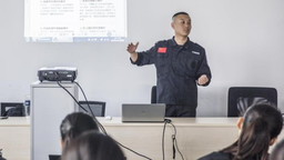 天津航空安全員教員姚堯：修煉技能 踐行傳幫帶 夯實民航安全根基