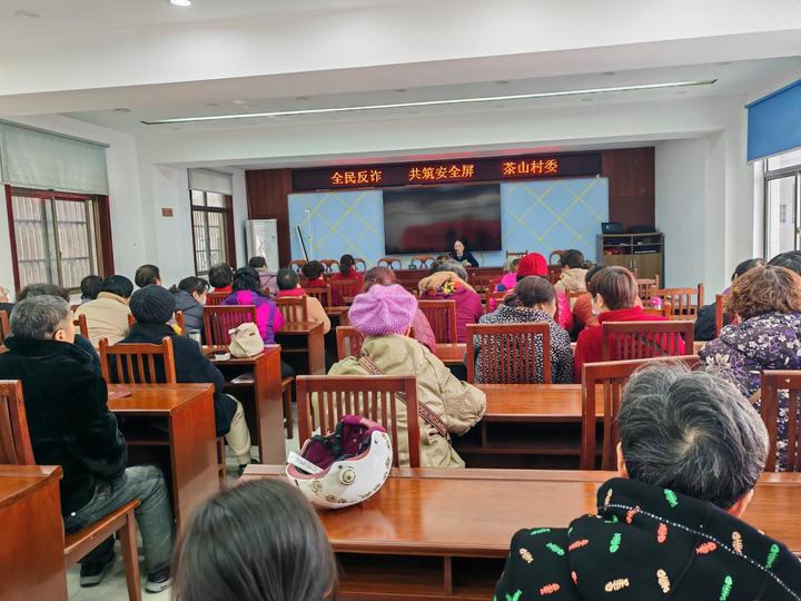 郵儲銀行常州中吳大道支行開展“3·15”金融消費者權益保護宣傳教育活動