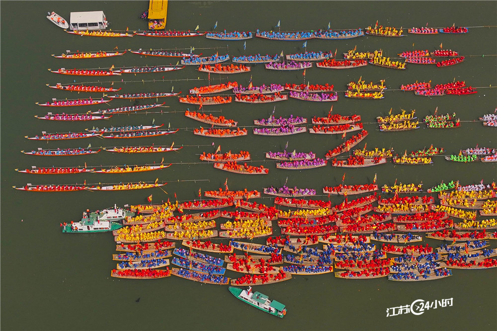 泰州：中外遊客見證“世界最大水上廟會”