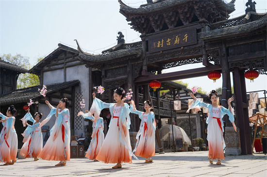 跟著“年卡”去“跨城” 寧句“雙城”似“同城”_fororder_微信圖片_20250401161528
