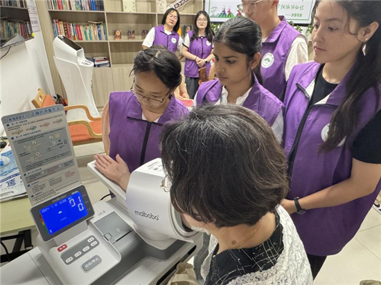 南通大學醫學院“新絲路 健康行”服務團開展系列科普實踐活動_fororder_圖片2_副本