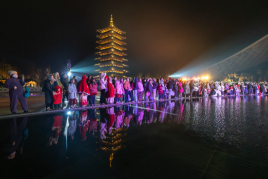 千年鐘聲叩響新歲 牛首山以傳統民俗與現代科技奏響跨年文化樂章_fororder_IMG_1456