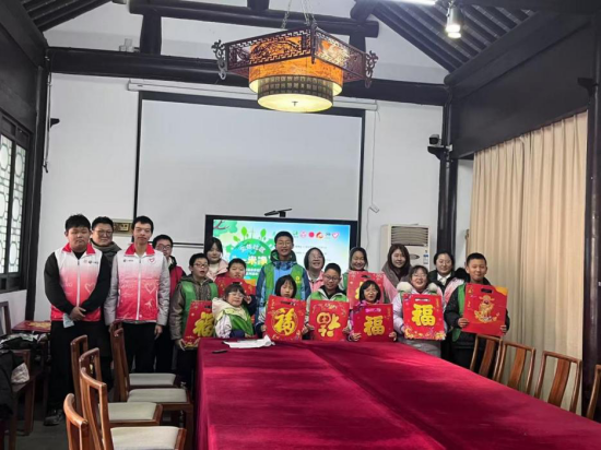 莫愁湖街道文體社區積極開展“一米凈”青少年環保志願服務系列活動