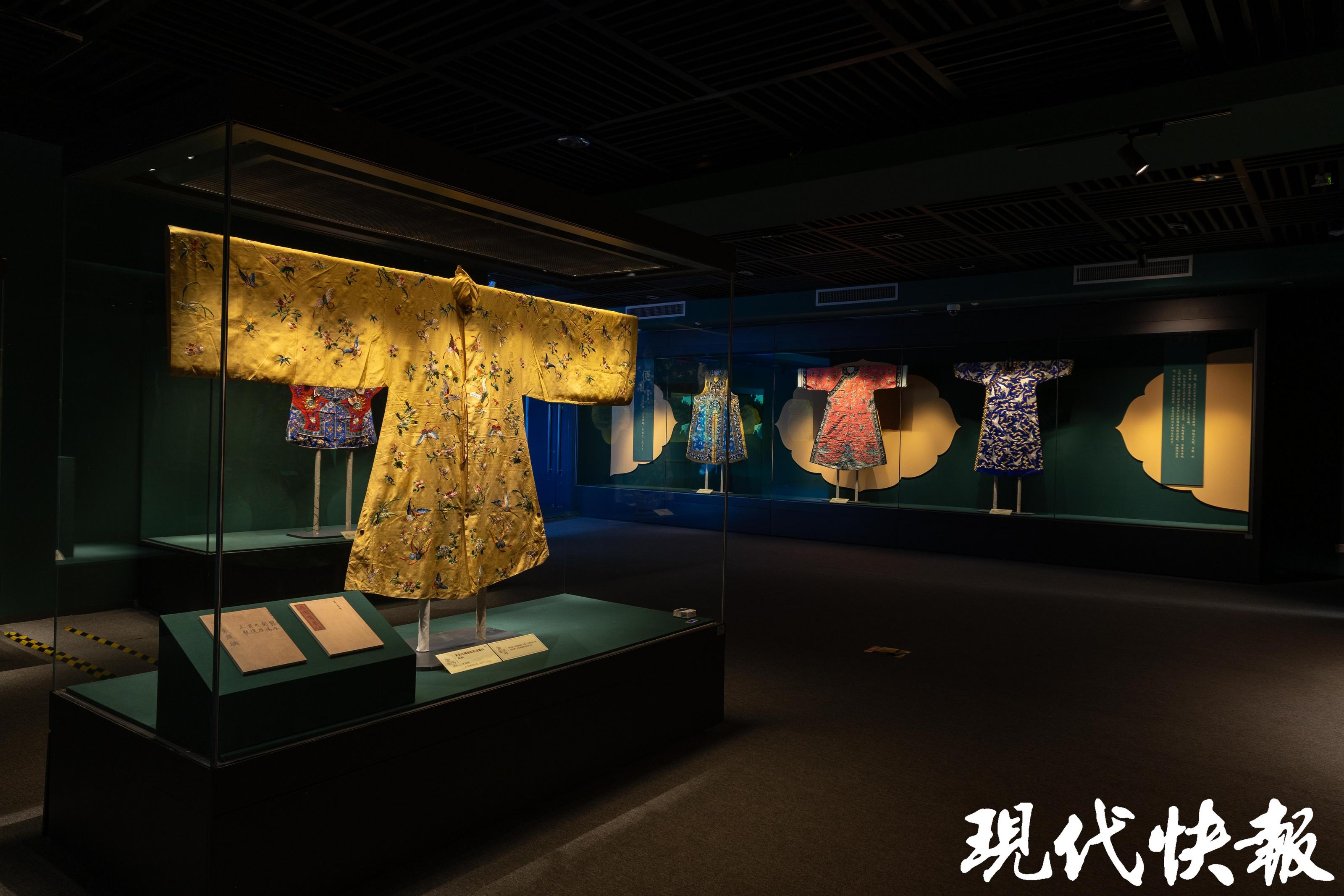 故宮博物院藏織繡珍品亮相蘇州