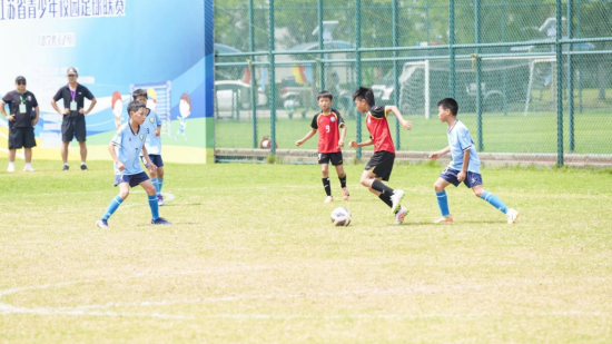 “燃”值爆表 “校超”冠軍爭奪戰在南通如東落下帷幕_fororder_圖片 1