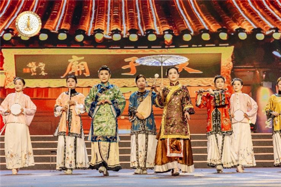 華裳新章從詩裏甦醒 全國“旗袍·詩歌春晚”熱動金陵_fororder_圖片7