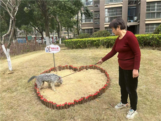 無錫錫山厚橋街道：寵物公廁進社區 文明養寵有新招_fororder_圖片12