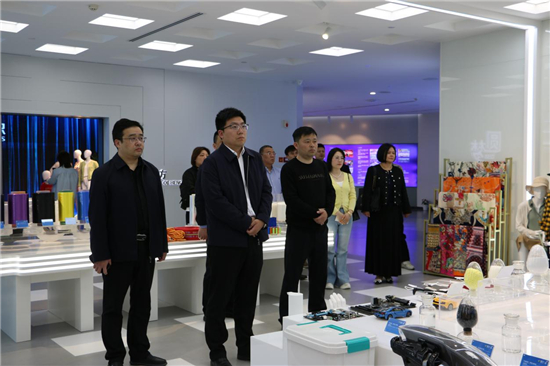 南通如東岔河鎮:政協委員助力促轉型 企業跨域取智謀升級_fororder_圖片7