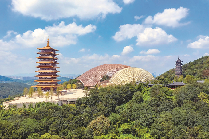 南京牛首山：十年淬礪 回首已然頂流_fororder_1