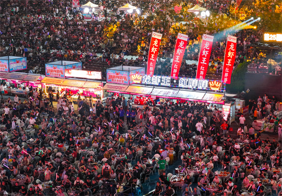 真誠惠民 全民嗨翻 第25屆盱眙龍蝦節火熱登場_fororder_微信圖片_2025-06-13_105044_596