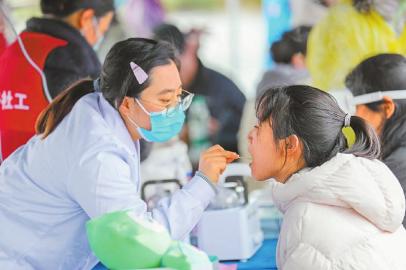 （轉載）四川省2025年“3·5”學雷鋒志願服務主題活動舉行 踐行雷鋒精神 弘揚志願服務文化