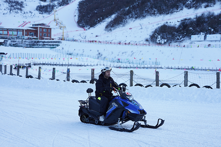 《愛在阿壩》拍攝花絮——九鼎山·太子嶺滑雪場