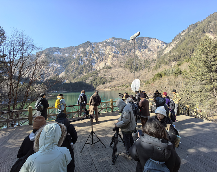 《愛在阿壩》在九寨溝開機 開啟微短劇出海新篇章