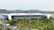 行進中國丨內陸崛起“空中出海口” 人民網“行進中國”湖北調研採訪團