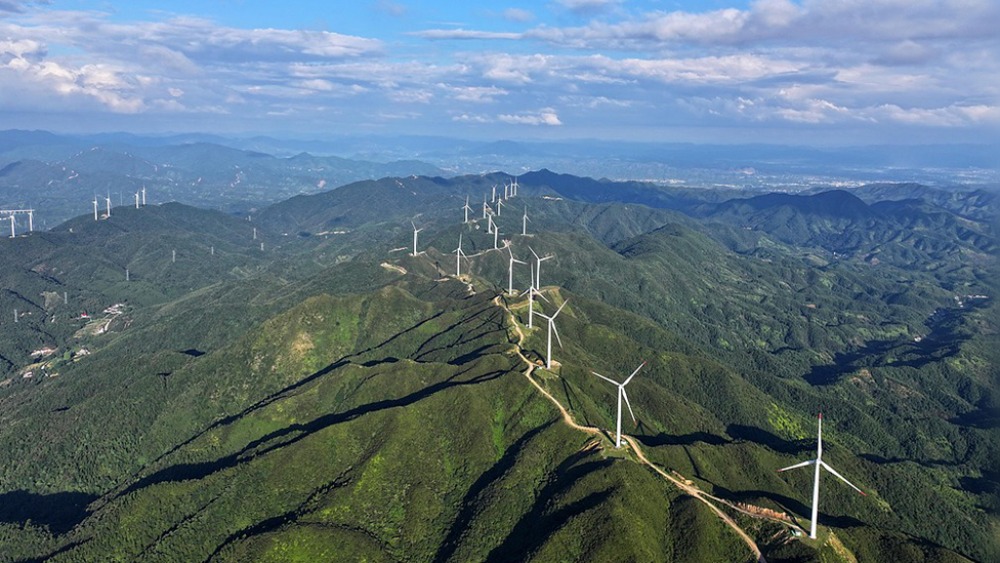 【新思想引領新征程·非凡“十四五”】推動綠色低碳發展 助力中國式現代化_fororder_1764589805364_191