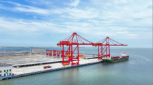 山東：東營港專業化集裝箱碼頭啟用_fororder_b80df40d450248dea9d899551d3ade87.1024x683.960x2147483647