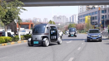 貴州首條無人駕駛公交線路開通運營_fororder_40cffdba7421498da62095790b097f42.1440x1080.750x2147483647