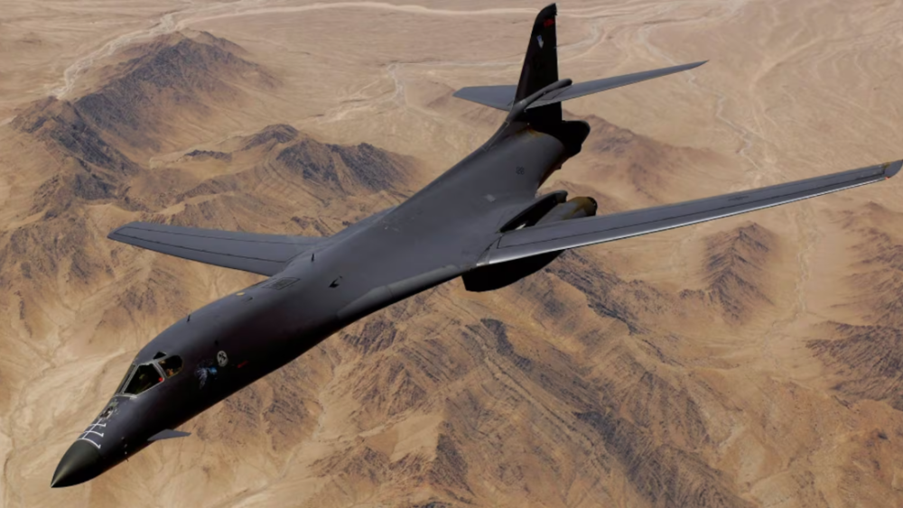 B-1B轟炸機飛向加勒比海 對地區局勢有何影響？_fororder_20251024054749087