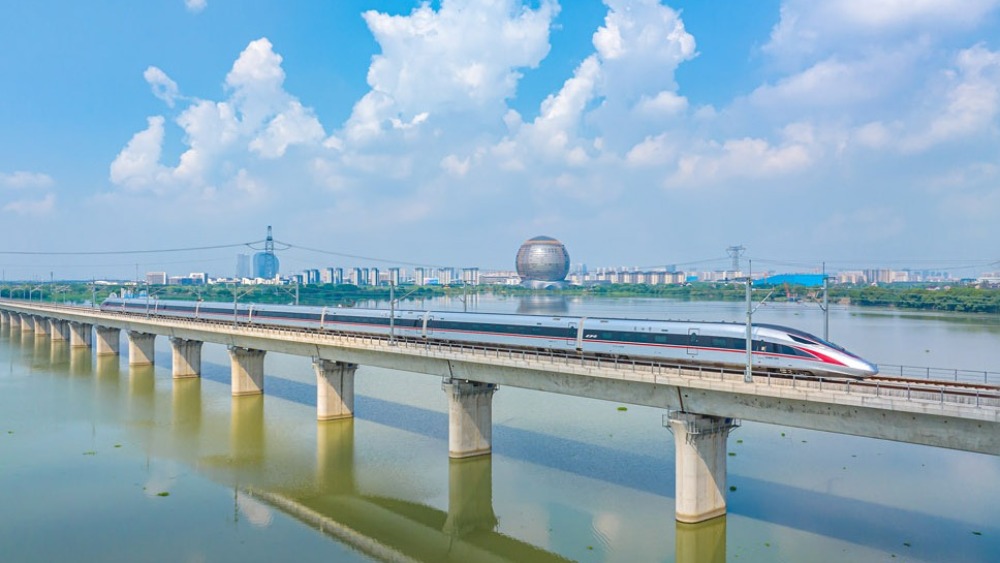 團結奮鬥 乘勢而上 為推進中國式現代化凝聚磅薄力量