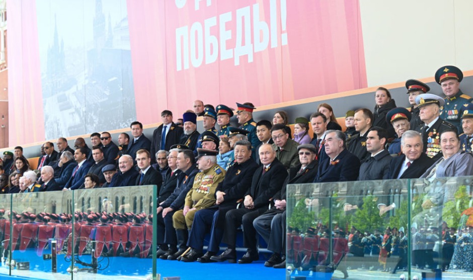 習近平出席俄羅斯紀念蘇聯偉大衛國戰爭勝利80週年慶典_fororder_1746790040844_912