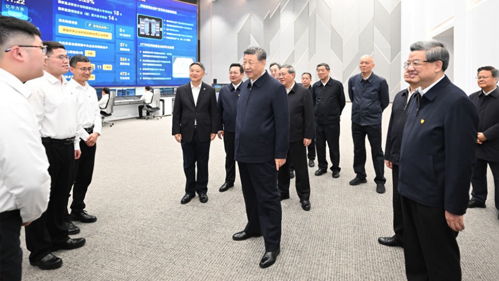 習近平在河北雄安新區考察_fororder_1774255896817_242