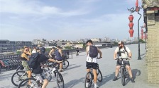 越來越多“老外”愛上“陜西遊”