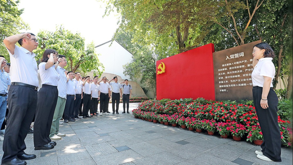 各地多種形式迎接建黨104週年_fororder_1751283843276_103