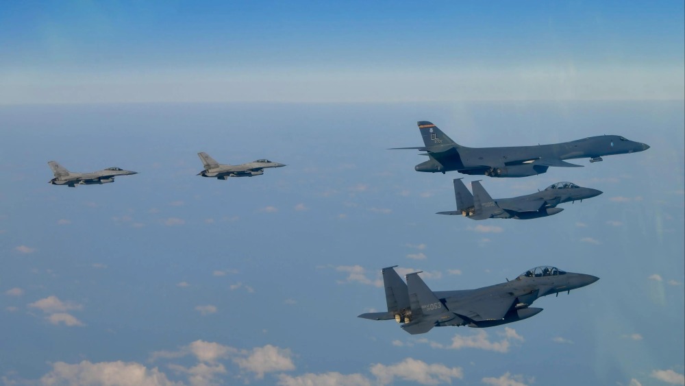 委內瑞拉領空“被關閉” 是威脅還是戰事一觸即發？_fororder_d6d72b4adf8a4d0b8ef3c48b8731ad50_副本