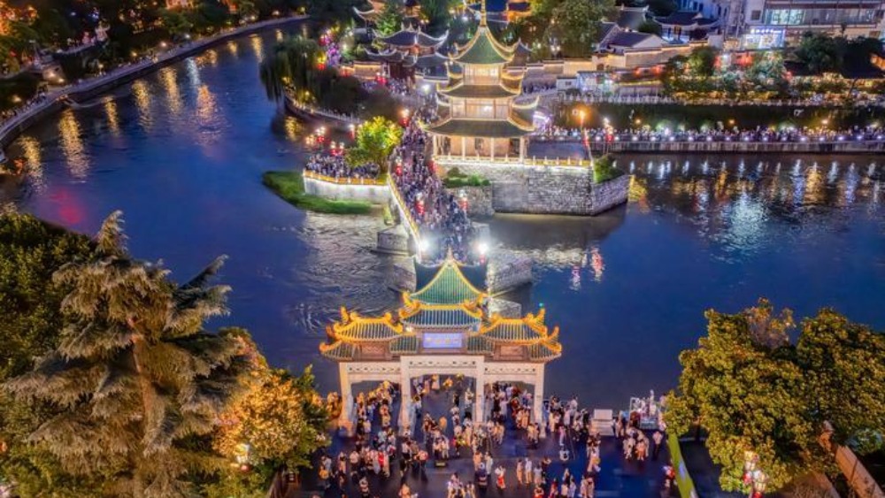 人氣旺 文旅熱 消費興——中國暑期經濟“熱”力四射