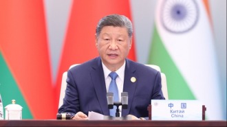 全球治理倡議推動構建更加公正合理的全球治理體系_fororder_時政紅底1(1)
