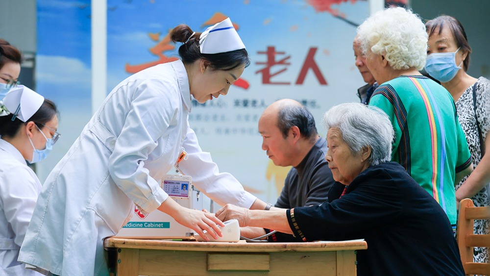 新思想引領新征程｜織牢建強基層網底 加快建設健康中國_fororder_1766662532131_52