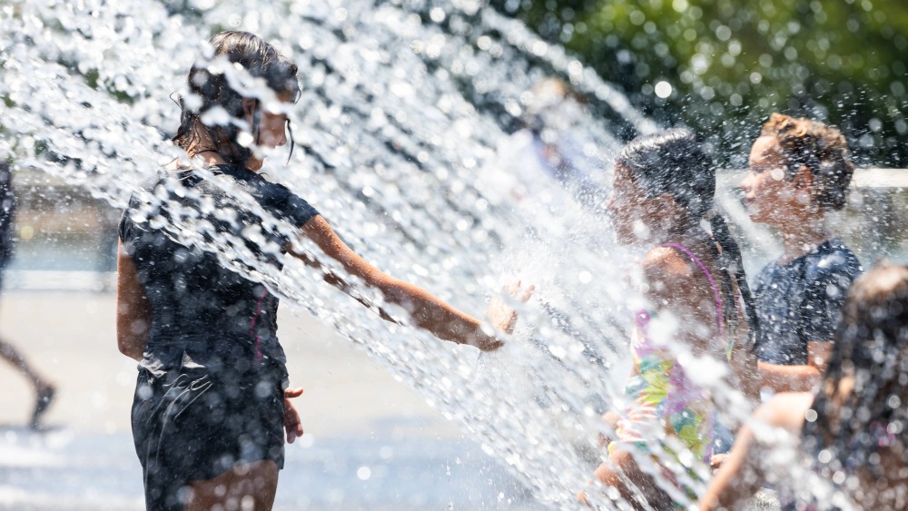 全球持續“高燒 ”2025年成為有記錄以來第三熱的年份_fororder_9fee8675df8446f7af0ddbf72fd3fe9c_副本