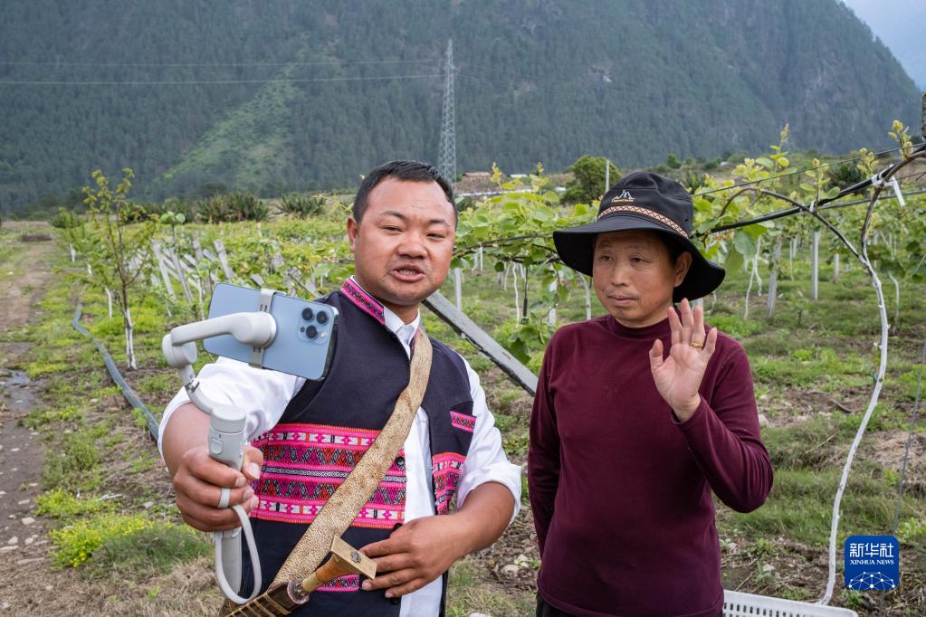 僜人網紅帶貨 助力家鄉振興
